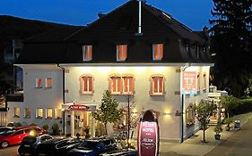 Hotel-Restaurant Axion